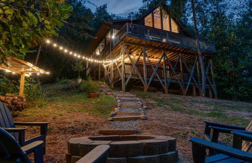 1 bedroom with a loft and hot tub cabin 45 minutes to Asheville - Foto 40