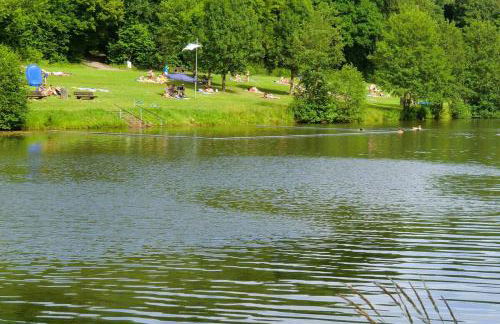 Sonnige Südwohnung mit Terrasse, Badesee - Foto 33