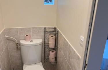 Venez respirer l'air de la Campagne a 70 km de de l'Océan, Villers sur Mers , Deauville ..... Maison de 100 m² ,sur une parcelle de 2000 m² 3 chambres toutes refaites , 2 salles d'eau , 2 toilettes , cuisine équipées . tous refait a neuf - Foto 26