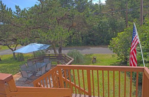 Cozy 2BR cabin near beach with deck fireplace. - Foto 5