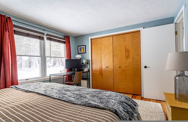 Ski Hike Lodge 5BR w Fire Pit Cozy Spaces - Foto 32