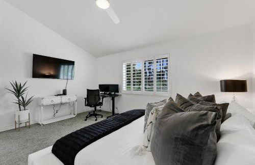 Palm Valley Full Access to Golf, Tennis, and Pickle Ball- Luxury 3 King Beds 3 Full Baths - Foto 31