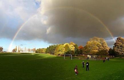 *F1*5GH* Setup for your most relaxed & amazing stay + Free Parking + Free Fast WiFi * - Foto 69