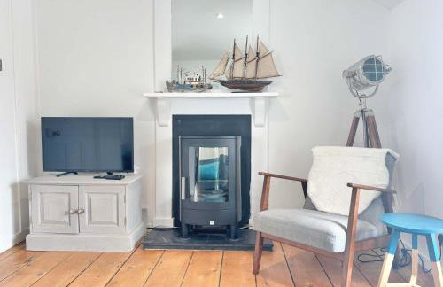 Quaint Cosy Cottage Mousehole - Photo 15