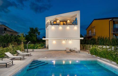 Apartmani Vila Mara M 2 i M 3 heated pool - Foto 17