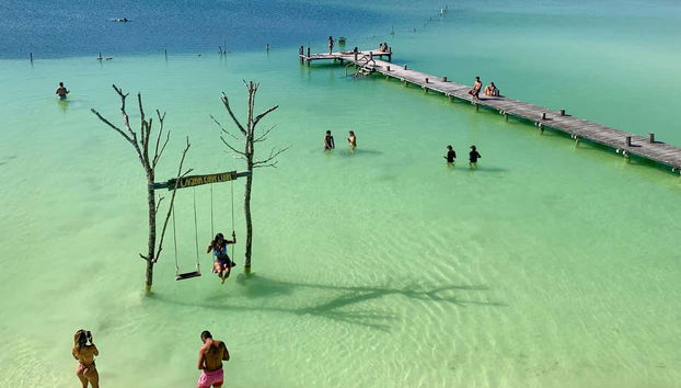 Vista da lagoa de Kaan Luum