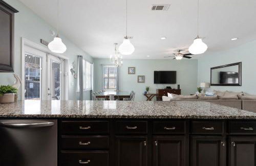 PalmTreeParadise Free Golf Cart 5 min walk 2 Beach - Foto 38