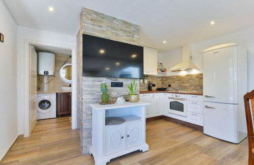 Modern Rustic Villa Kate - Foto 39