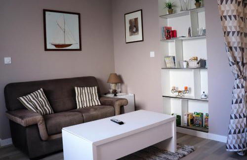 Villa des sables avec 1 studio pour 2 personnes pouvant être complété par une chambre avec sa salle de bain et WC si 4 personnes - Foto 13