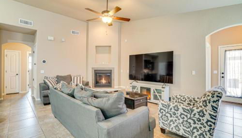 Santa Teresa Home with Patio and Grill! - Foto 3