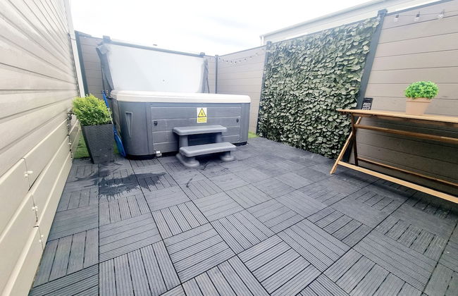 Apple Tree Lodge, Hot Tub, 3 Bedroom, 2 Bars - Foto 9