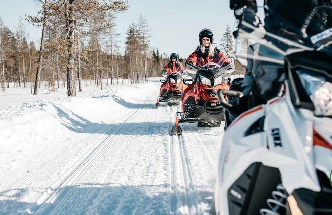 Äkäslompolo Snowmobile Tour - Foto 4
