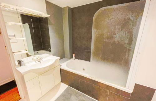 Apt T3 lumineux & Confort *Proche Centre-ville* - Foto 9