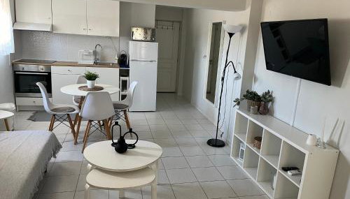 Cozy Mycenae Escape Near Ruins - Foto 2