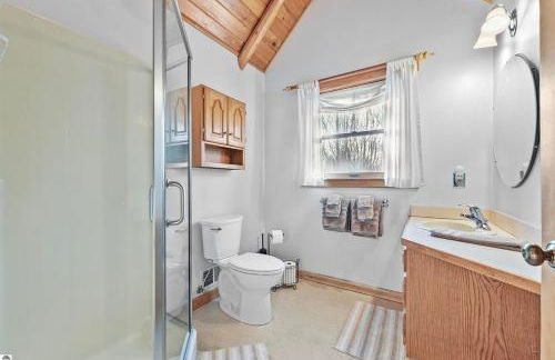 The Hillside Hideaway at Crystal Lake - Great Spa! - Foto 44