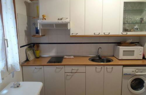 Pequeño adosado de montaña con terraza - Foto 12