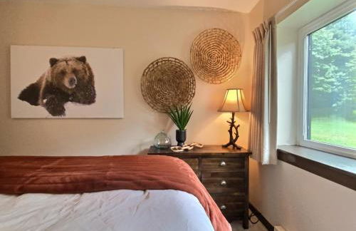 The Grizz AC Pool Sauna Gym Near Resort - Photo 34