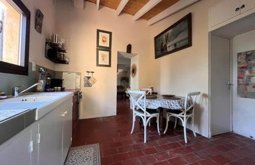 Aix-en-Provence, Bastidon provençal plein cœur de la forêt avec vue unique - Foto 53