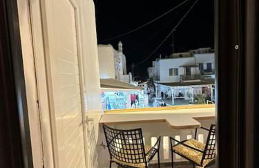 Bonita Luxury Room with Window - Photo 10