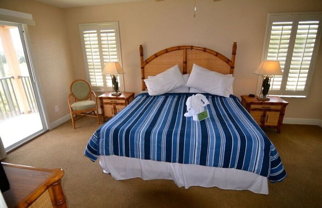 3500cal Stunning Town Home In Regal Plams - Photo 4