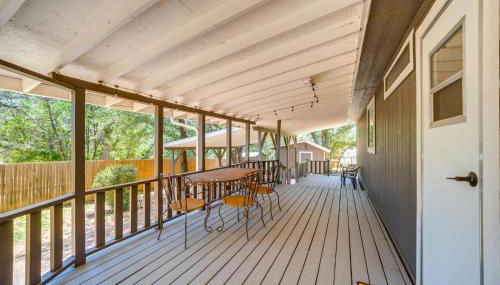 Snowy Peak Views and Cozy Game Nights Pine Home - Foto 4