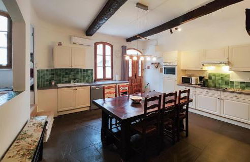 2 Bedroom Amazing Home In Servian - Foto 14