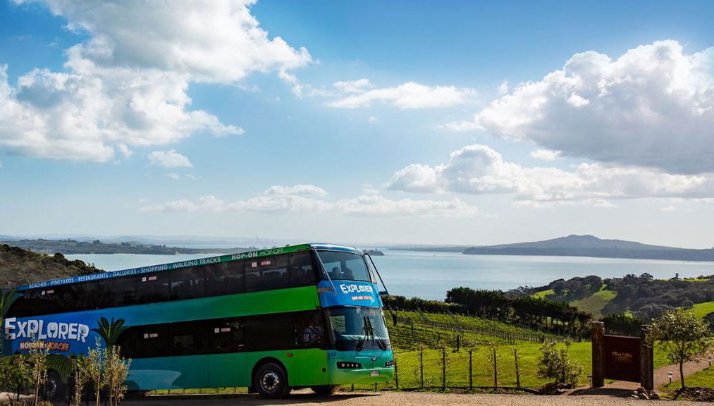 Autobús turístico Explorer en Waiheke - Foto 1