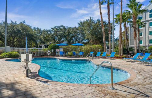 Disney Epic 1st Floor Shuttle - Foto 113