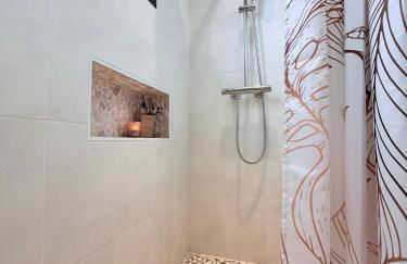 Villa Lumière - Confort, spa, piscine, recharge véhicule & babyfoot - Foto 13