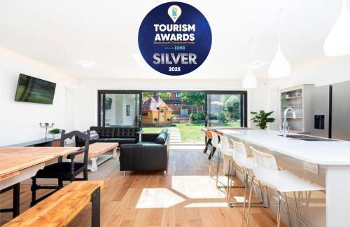 DRIFTWOOD by BOURNECOAST - An Exquisite Chalet Bungalow with a Sauna, BBQ Hut and Garden - HB6339 - Foto 50