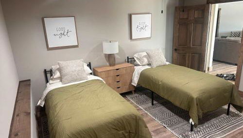 Sunset Serenity 5 Bedroom, Private Lake, Hot Tub - Foto 2