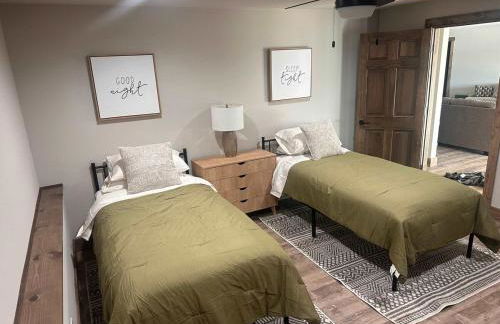 Sunset Serenity 5 Bedroom, Private Lake, Hot Tub - Foto 2