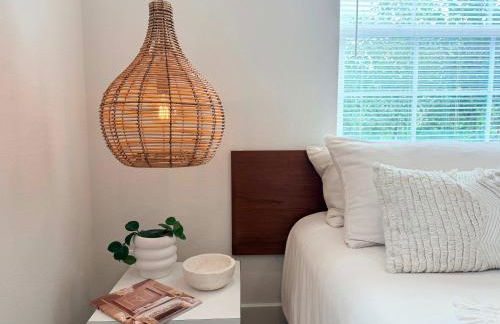 poolside villa with hot tub near Rodeo and World Cup - Foto 5