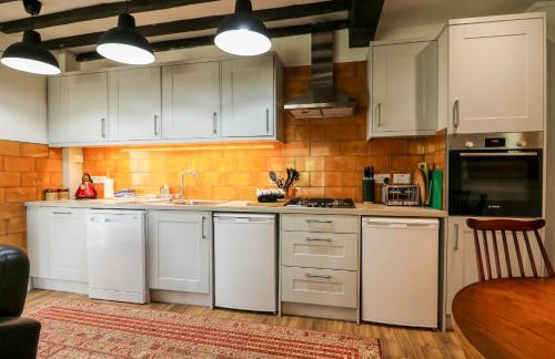 1 Eastview - Photo 9