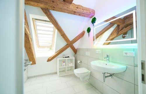 WOOD WORLD Luxury - Massage - Bergblick - Tranpolin- Parken - Foto 10