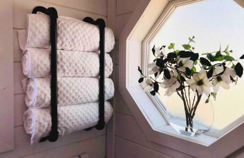 Angel's Landing Tiny East Zion & Bryce Canyon - Photo 14