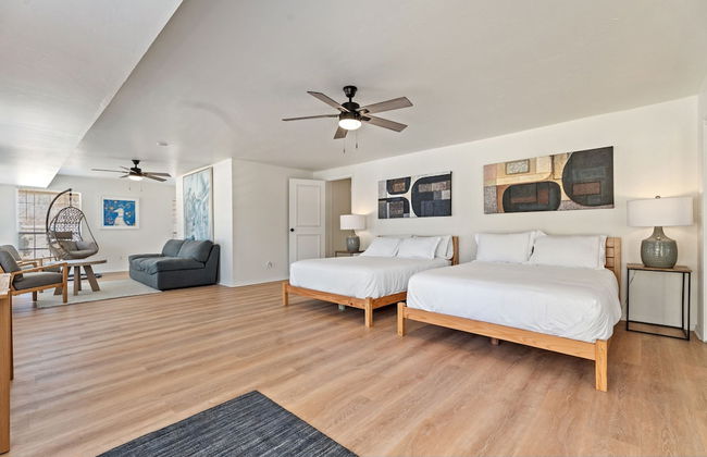 Spacious Lakefront View With Hot Tub and Pool NH - Photo 17