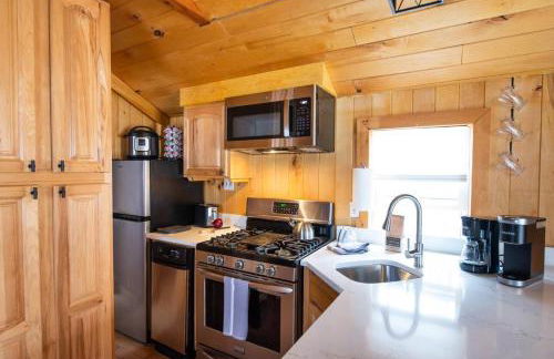 Three Cabins - Pet Friendly & Hot Tub - Foto 36