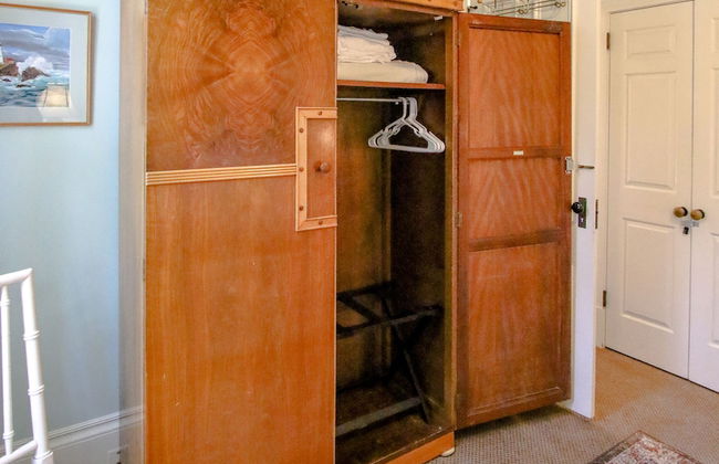 The Irish Bar near Bay Historic Savannah - Photo 8