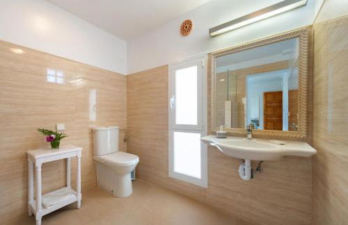 Villa Can Joan I - Fantastic Sunset Views and Family Friendly - - Foto 61