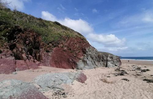 Le Chalet - 2 Bedroom Chalet House sleeps 3 - Foto 9