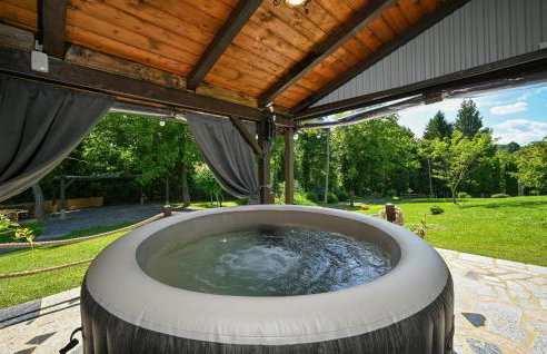 Gorgeous Home In Bjelovar - Foto 2