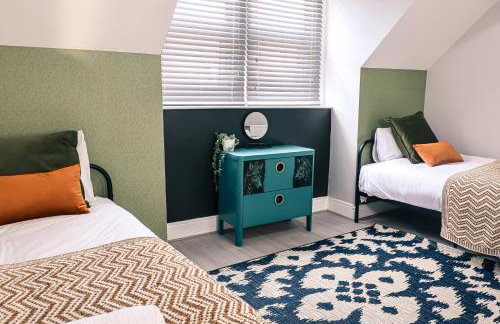 Spacious Stylish Home with FREE Parking 10 Mins to Manchester Centre & AO Arena Ideal for Groups & Long Stays - Foto 36