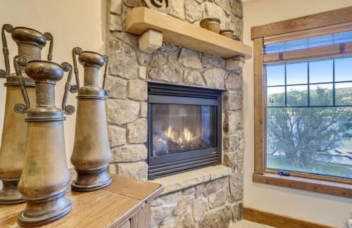 Lakefront home with fire pit and dock Near Wisp Resort - Foto 22