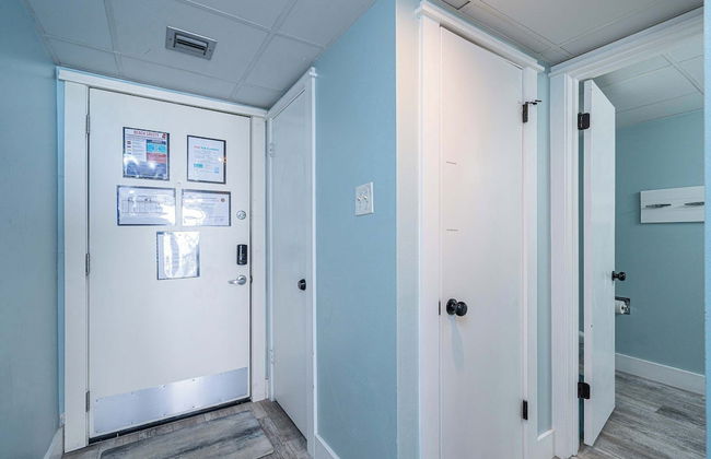 Edgewater Oasis Gorgeous Resort Condo on Beach! - Foto 24