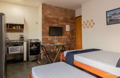 APART STUDIOS PONTAL - Aeroporto a 300 m - Praia 1,5 Km - Centro 2,5 Km - Cozinha Privativa - Mercado GBARBOSA e Padaria 450 m - Próx diversos Comércios a pé - Ar condic - Studios de 15 a 38 m2 Bem Equipados e Funcionais - Ideal Turismo e Trabalho - Foto 90