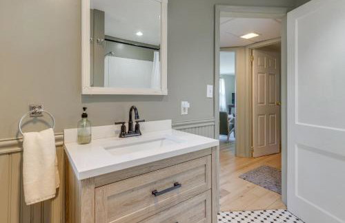 Home with Private Yard in Rocky Point - Foto 17