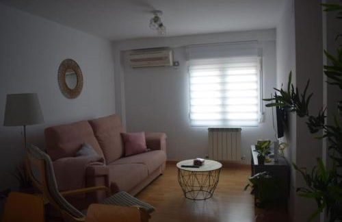 Inmejorable Apartamento cerca Estación Delicias con GARAJE - Foto 5