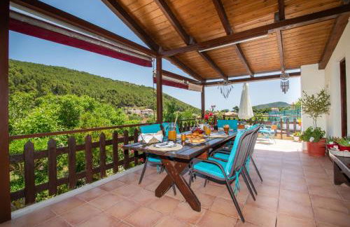 Gioia Traditional House - Photo 50