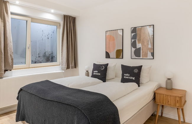 Schoenhouse Berlin City Street - Photo 5